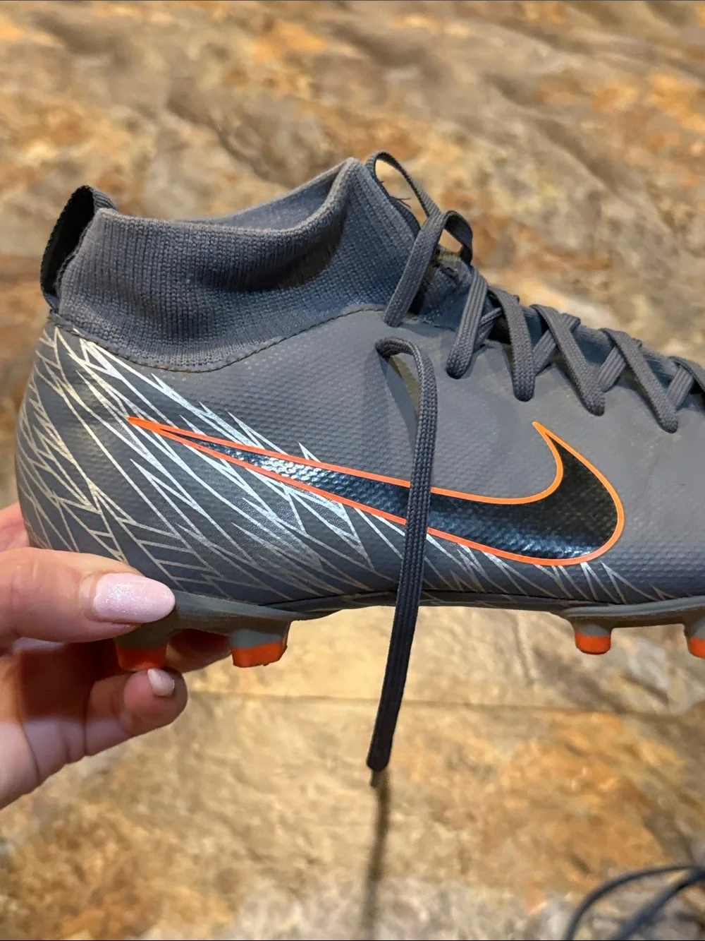 Nike Mercurial Soccer Cleats youth size 4